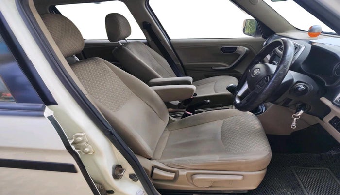 2021 Mahindra BOLERO NEO N10 R, Diesel, Manual, 72,697 km, interior