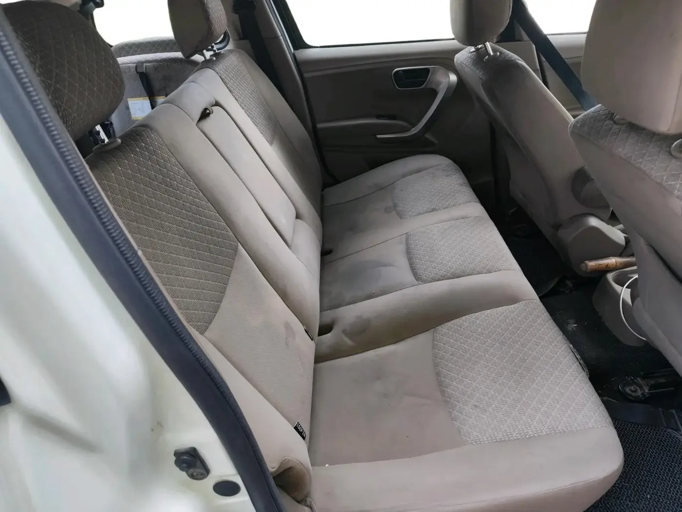 2021 Mahindra BOLERO NEO N10 R, Diesel, Manual, 72,697 km, interior