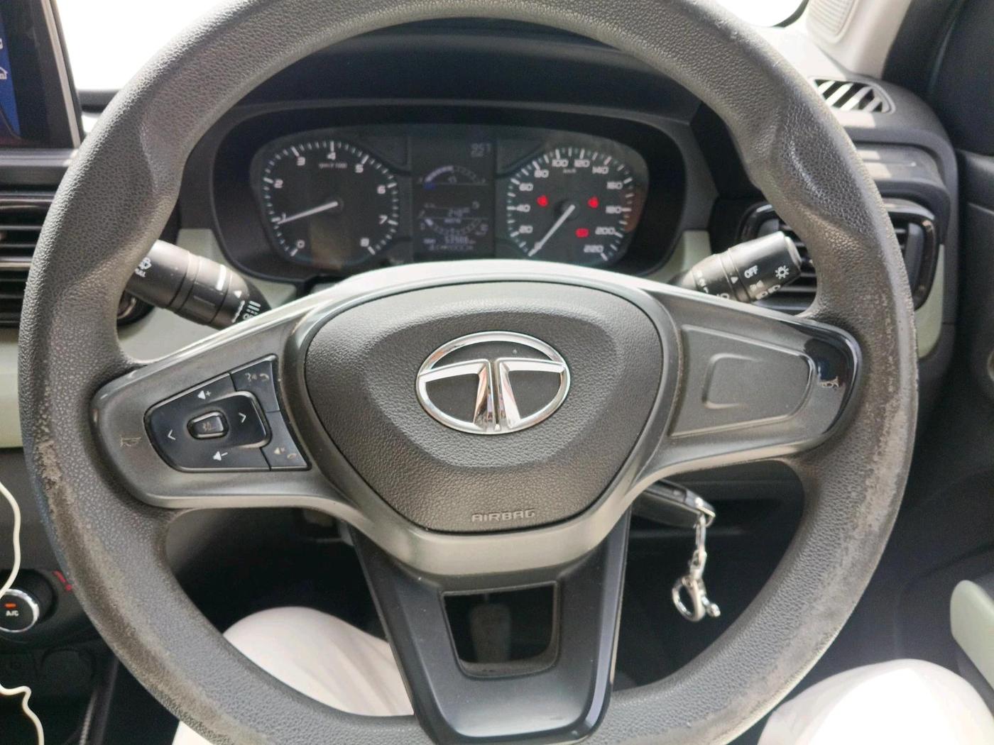 2021 Tata PUNCH ADVENTURE MT, Petrol, Manual, 53,988 km, interior