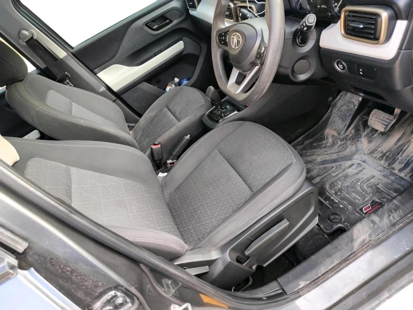 2023 Tata PUNCH ACCOMPLISHED AMT, Petrol, Automatic, 33,425 km, interior