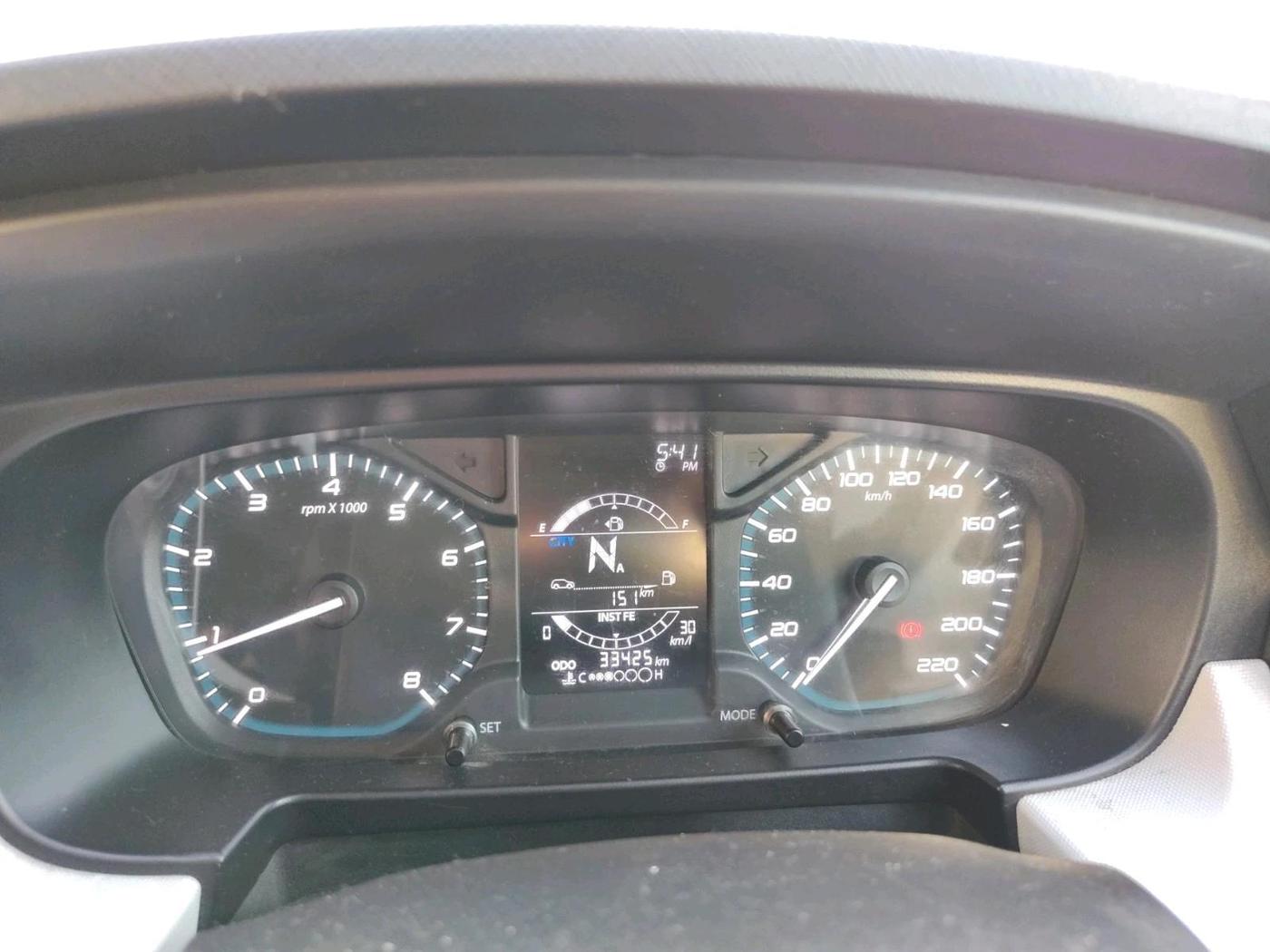 2023 Tata PUNCH ACCOMPLISHED AMT, Petrol, Automatic, 33,425 km, interior