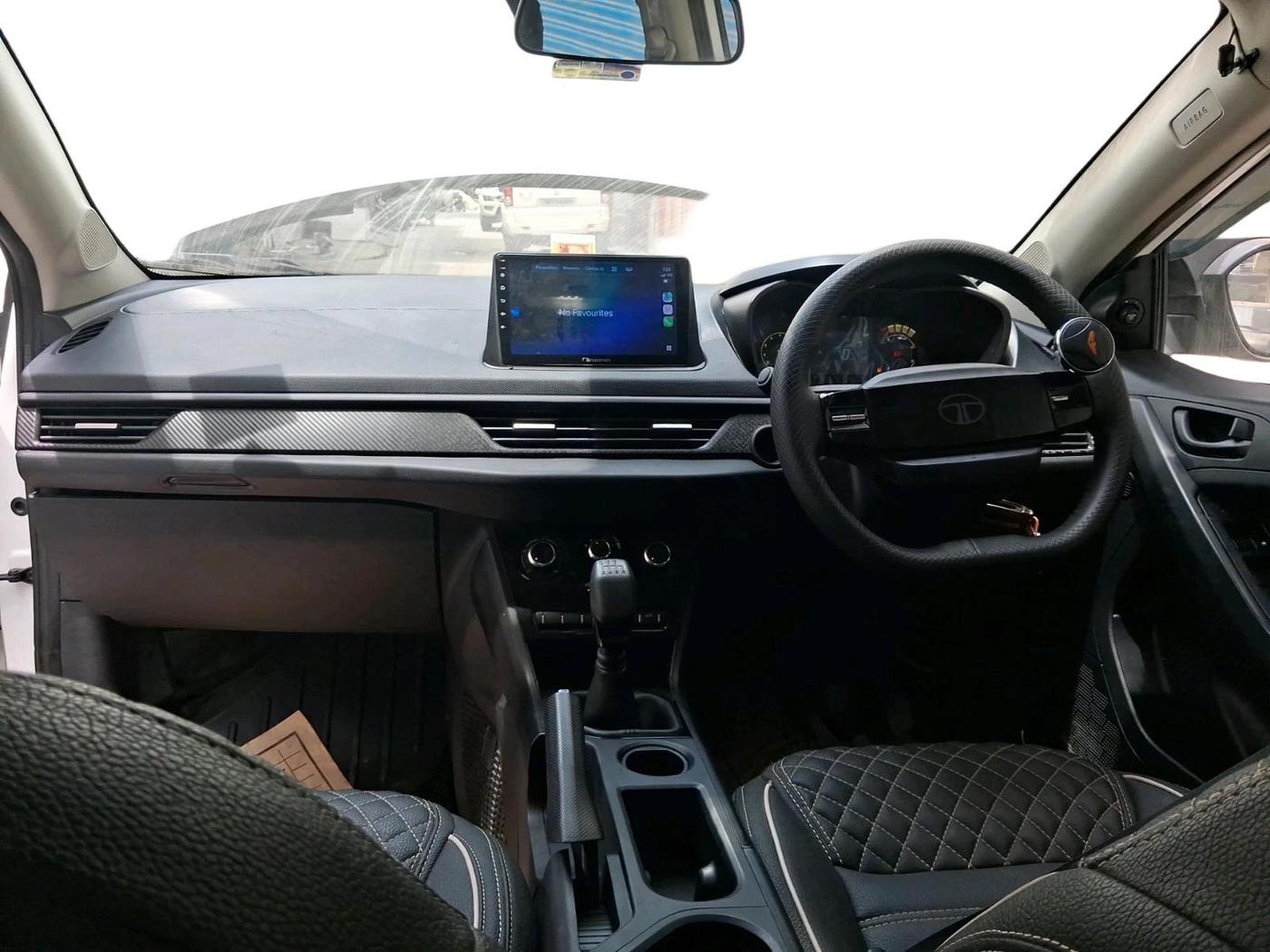 2025 Tata NEXON Smart Plus S 1.2 iCNG, CNG, Manual, 17,477 km, interior