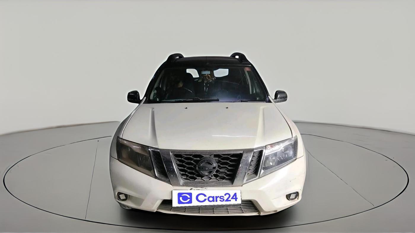 2017 Nissan Terrano XE (D), Diesel, Manual, 2,03,303 km, exterior