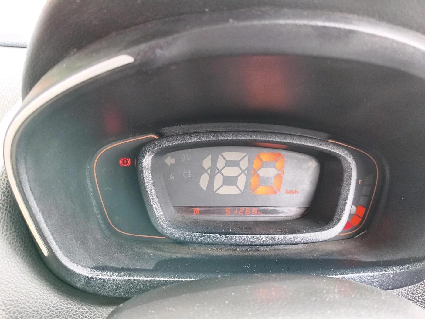 2017 Renault Kwid RXL, Petrol, Manual, 51,268 km, interior