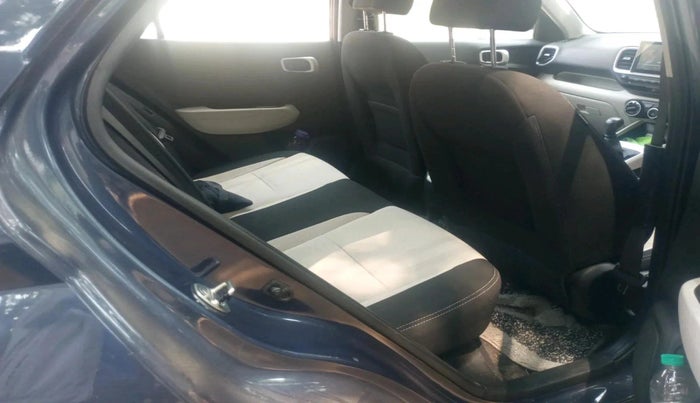 2023 Hyundai VENUE S(O) 1.2, Petrol, Manual, 27,916 km, interior