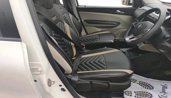 2024 Renault TRIBER RXZ, Petrol, Manual, 13,821 km, interior