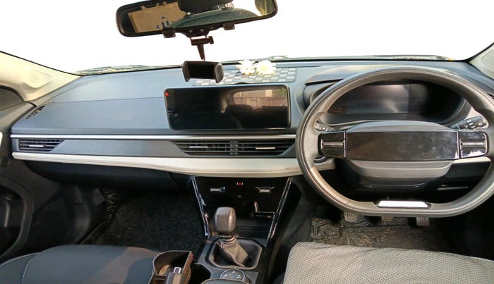 2024 Tata NEXON CREATIVE + SUNROOF 1.2 PETROL, Petrol, Manual, 20,426 km, interior