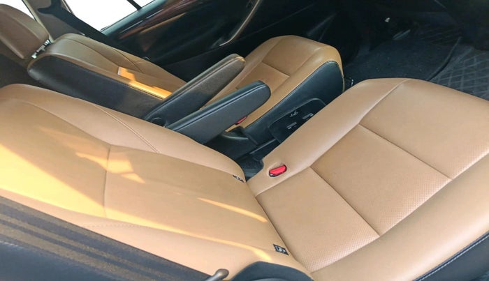 2021 Toyota Innova Crysta 2.4 ZX AT 7 STR, Diesel, Automatic, 61,421 km, interior