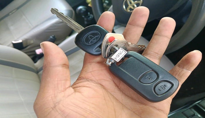 2014 Toyota Etios CROSS 1.4 GD, Diesel, Manual, 1,50,735 km, interior