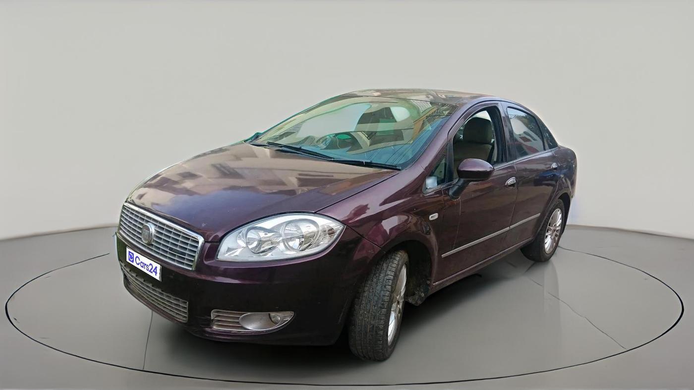 2011 Fiat Linea T JET PLUS, Petrol, Manual, 1,37,272 km, exterior