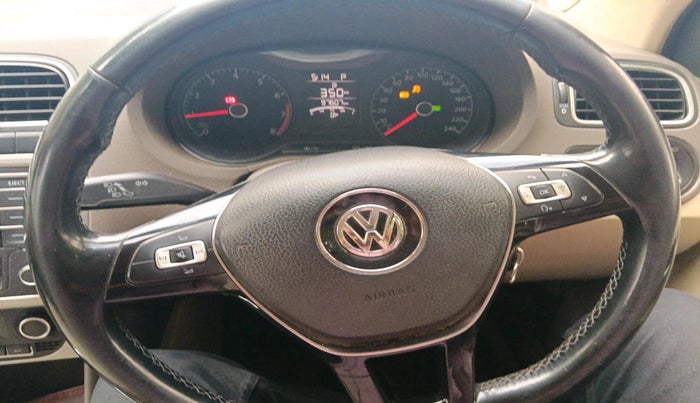 2015 Volkswagen Vento HIGHLINE PETROL AT, Petrol, Automatic, 97,607 km, interior