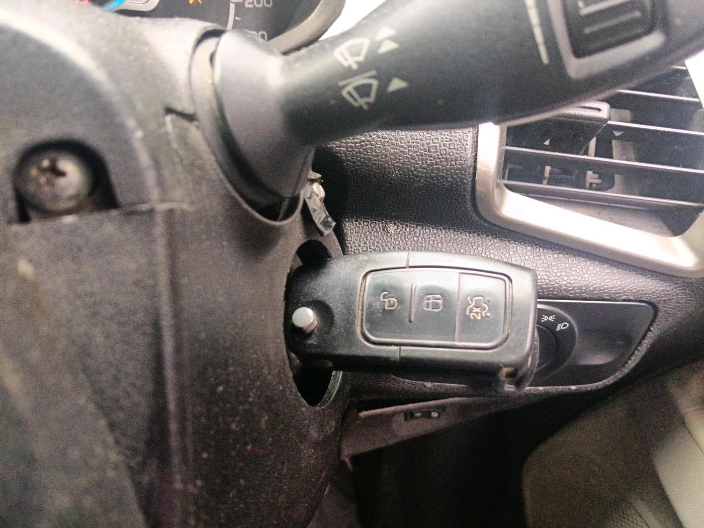 2014 Ford Ecosport TITANIUM 1.5L DIESEL, Diesel, Manual, 89,595 km, interior