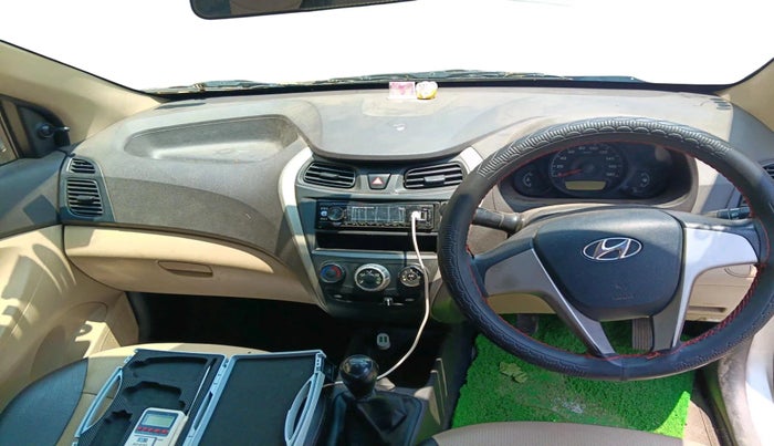 2016 Hyundai Eon ERA PLUS (O), Petrol, Manual, 62,868 km, interior