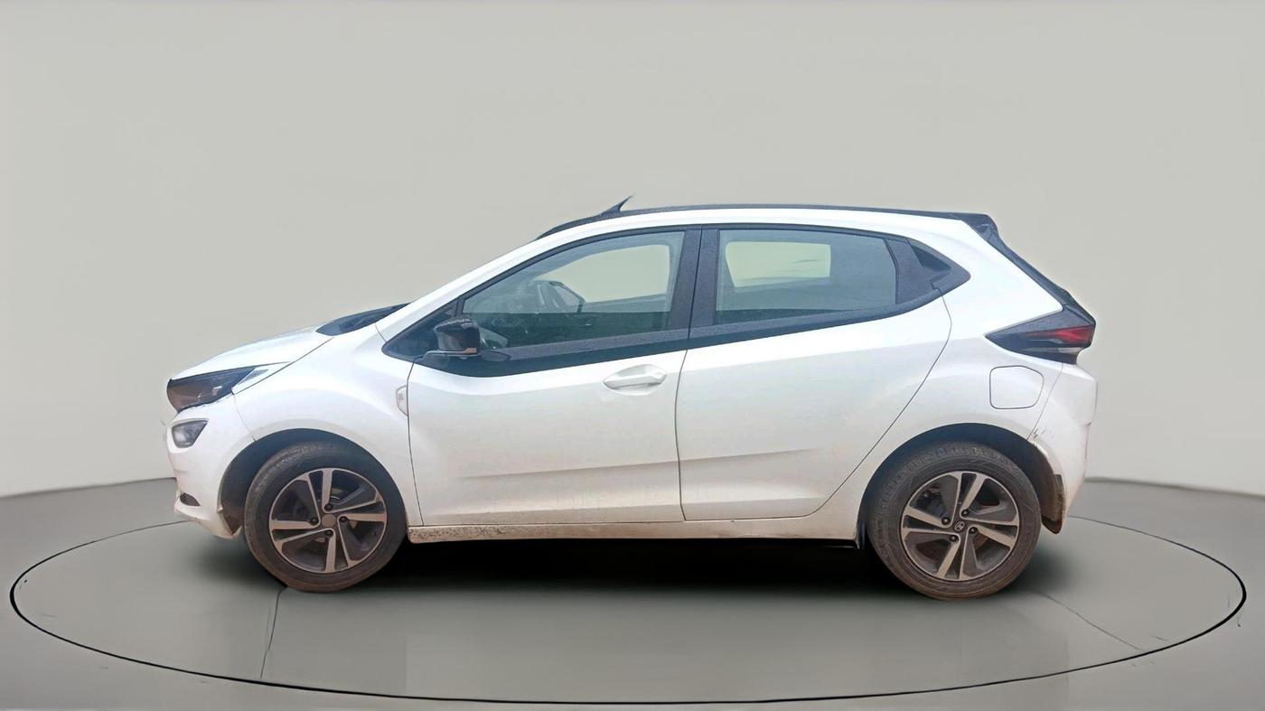 2021 Tata ALTROZ XZ PETROL, Petrol, Manual, 1,96,227 km, exterior