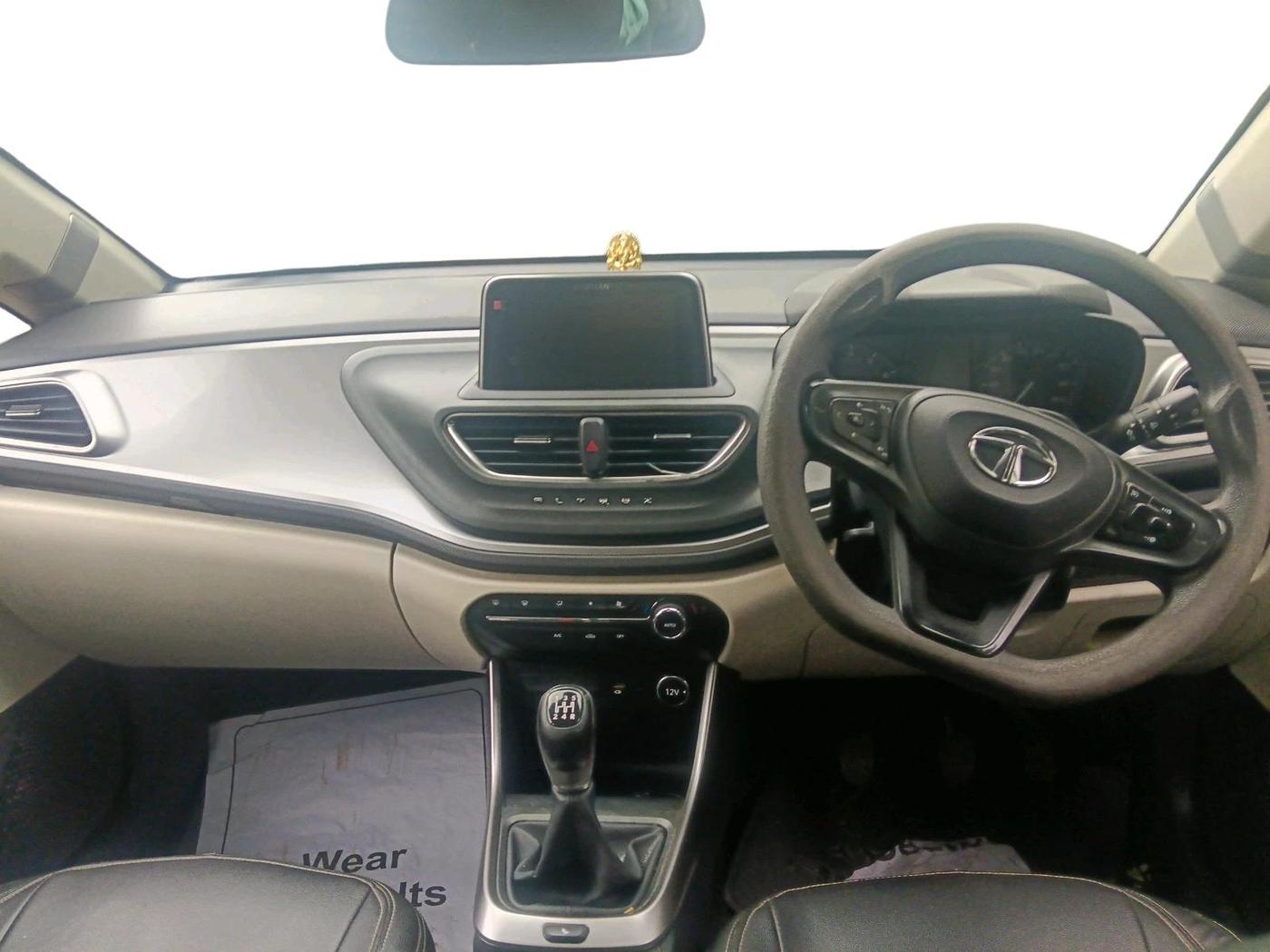 2021 Tata ALTROZ XZ PETROL, Petrol, Manual, 1,96,227 km, interior