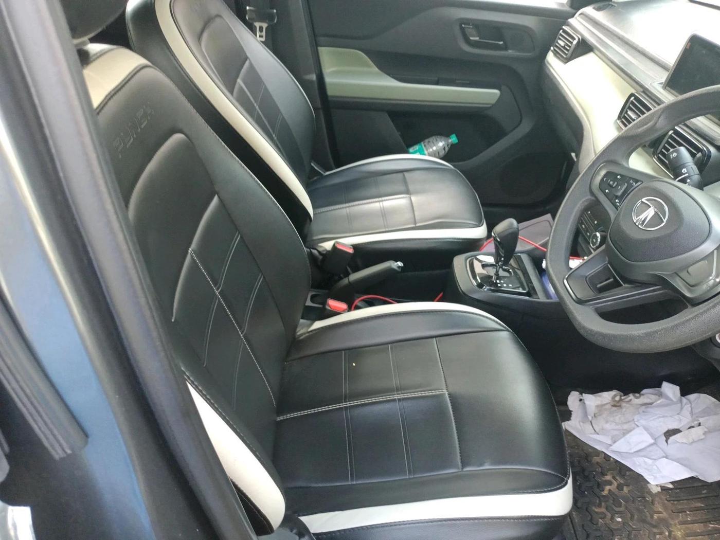2023 Tata PUNCH ADVENTURE RHYTHM PACK AMT, Petrol, Automatic, 15,488 km, interior