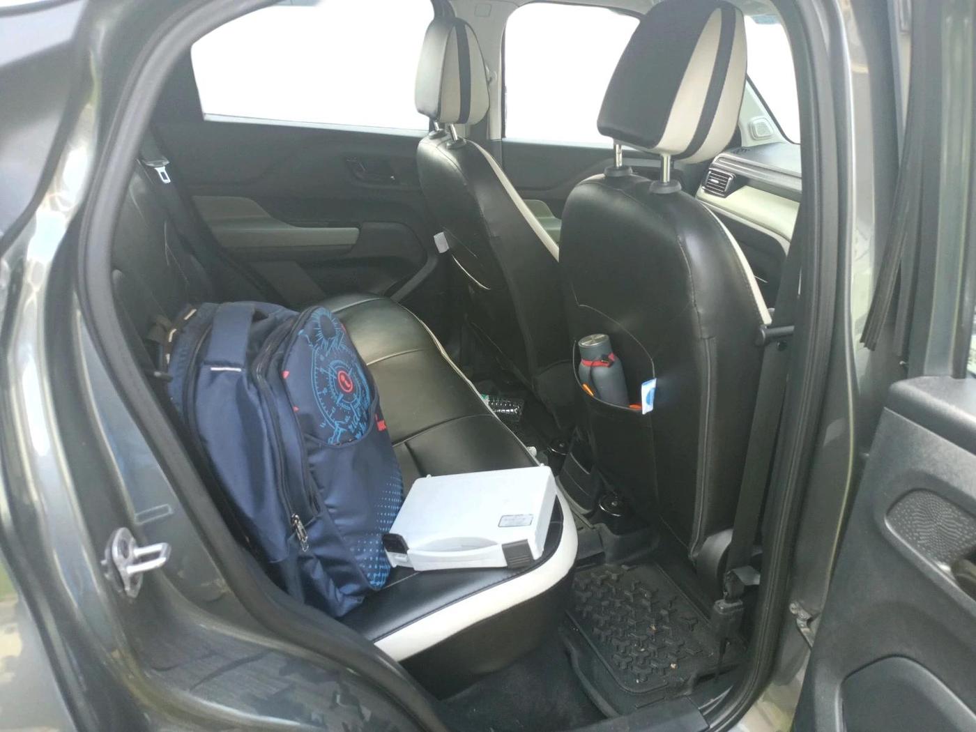 2023 Tata PUNCH ADVENTURE RHYTHM PACK AMT, Petrol, Automatic, 15,488 km, interior