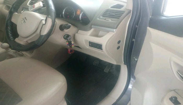 2014 Maruti Ertiga VXI, Petrol, Manual, 84,861 km, interior