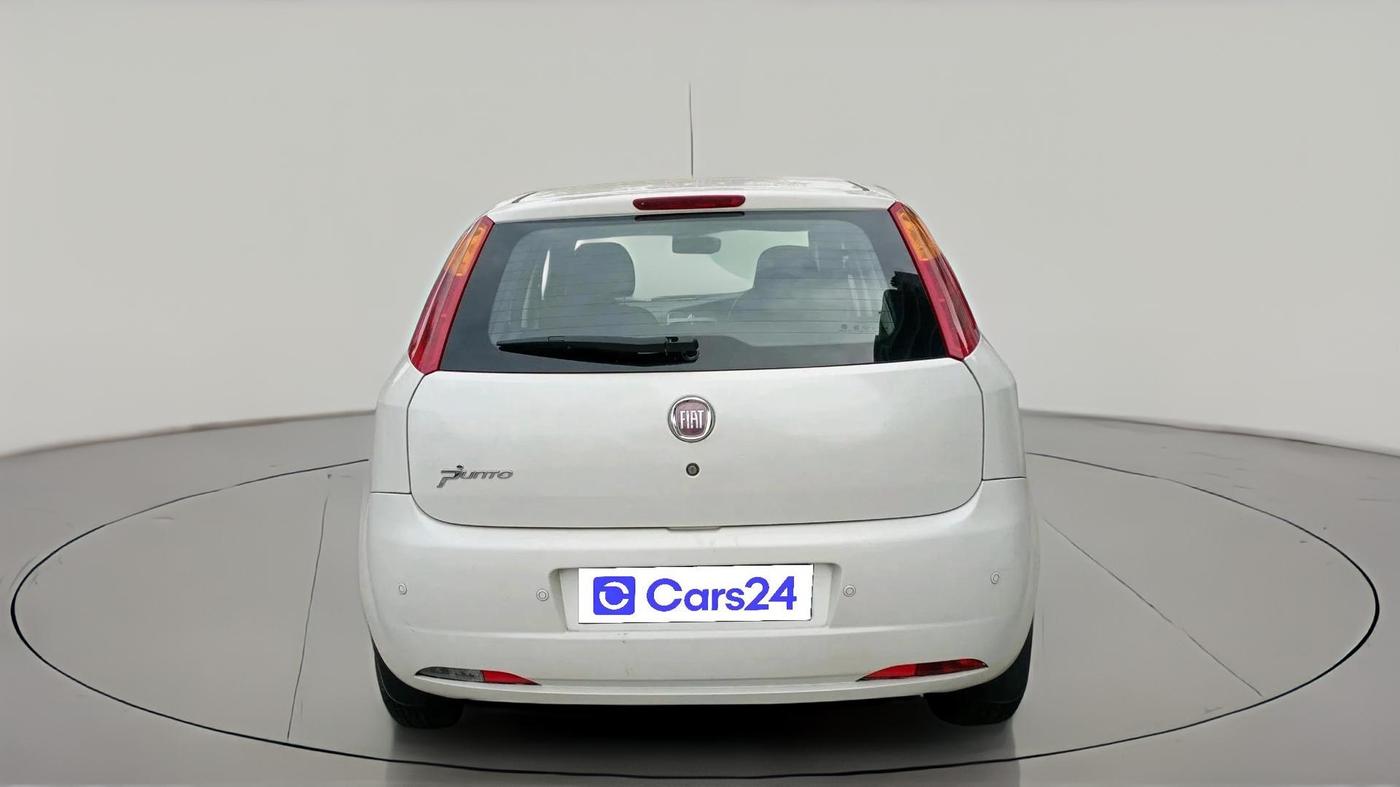2013 Fiat Grand Punto Emotion 1.3, Diesel, Manual, 1,85,659 km, exterior