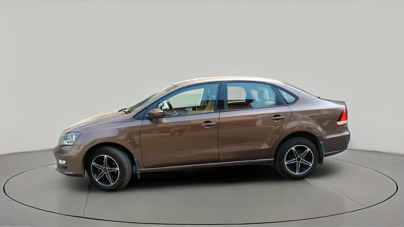 2016 Volkswagen Vento COMFORTLINE 1.5 AT, Diesel, Automatic, 1,63,954 km, exterior