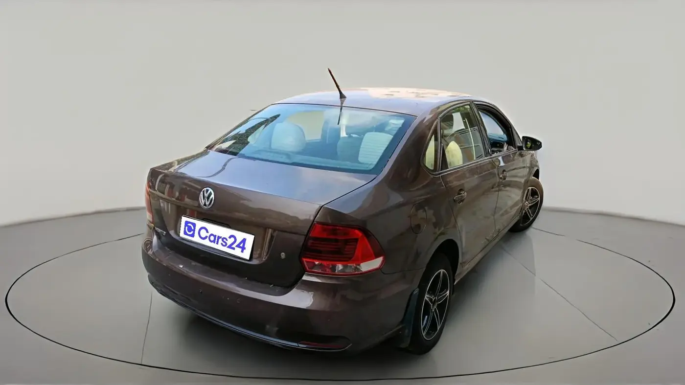 2016 Volkswagen Vento COMFORTLINE 1.5 AT, Diesel, Automatic, 1,63,954 km, exterior