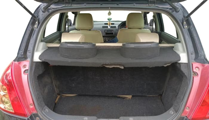 2010 Maruti Swift VXI, Petrol, Manual, 1,60,481 km, exterior