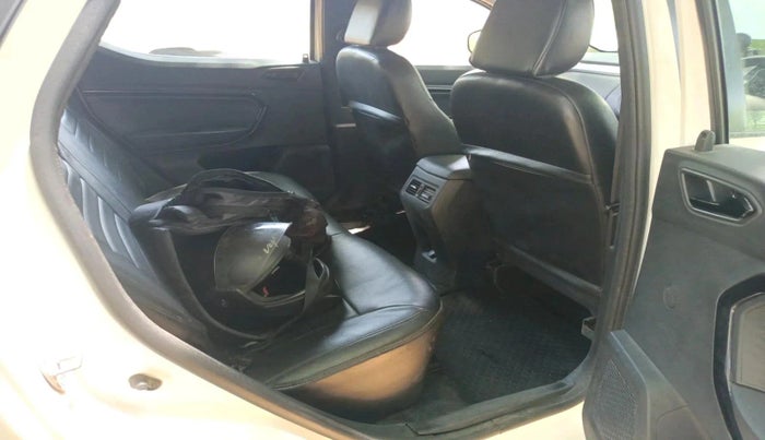 2021 Renault Kiger RXL AMT, Petrol, Automatic, 38,117 km, interior