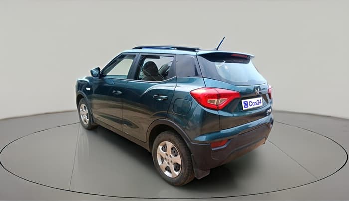 2023 Mahindra XUV300 W6 1.5 Diesel, Diesel, Manual, 40,965 km, exterior