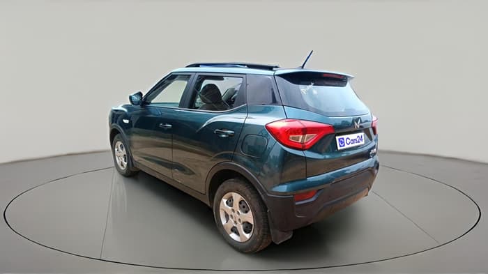 2023 Mahindra XUV300 W6 1.5 Diesel, Diesel, Manual, 40,965 km, exterior