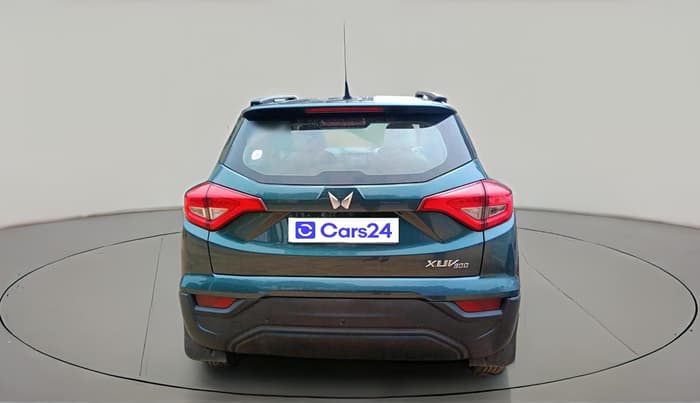 2023 Mahindra XUV300 W6 1.5 Diesel, Diesel, Manual, 40,965 km, exterior