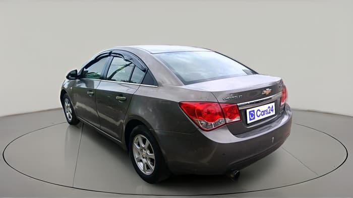 2013 Chevrolet Cruze LTZ AT, Diesel, Automatic, 1,83,704 km, exterior