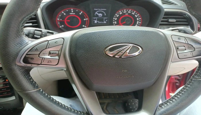 2019 Mahindra XUV300 W8 (O) 1.5 DIESEL, Diesel, Manual, 93,667 km, interior