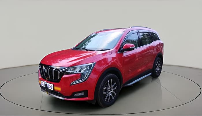 2024 Mahindra XUV700 AX7 Petrol MT 7 STR, Petrol, Manual, 15,490 km, exterior
