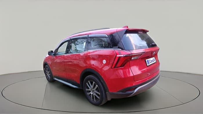 2024 Mahindra XUV700 AX7 Petrol MT 7 STR, Petrol, Manual, 15,490 km, exterior