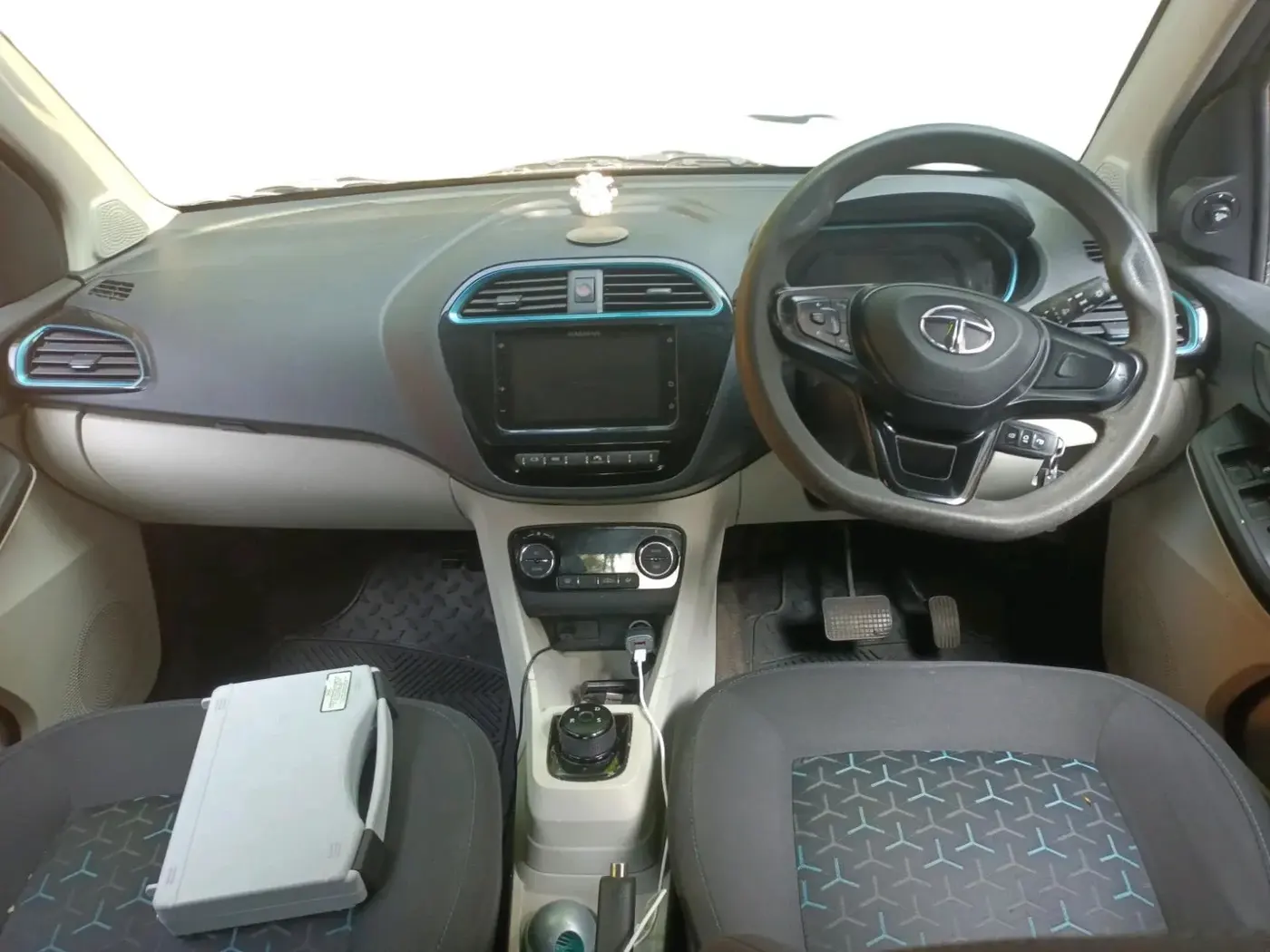 2023 Tata TIAGO EV XT MEDIUM RANGE, Electric, Automatic, 56,842 km, interior