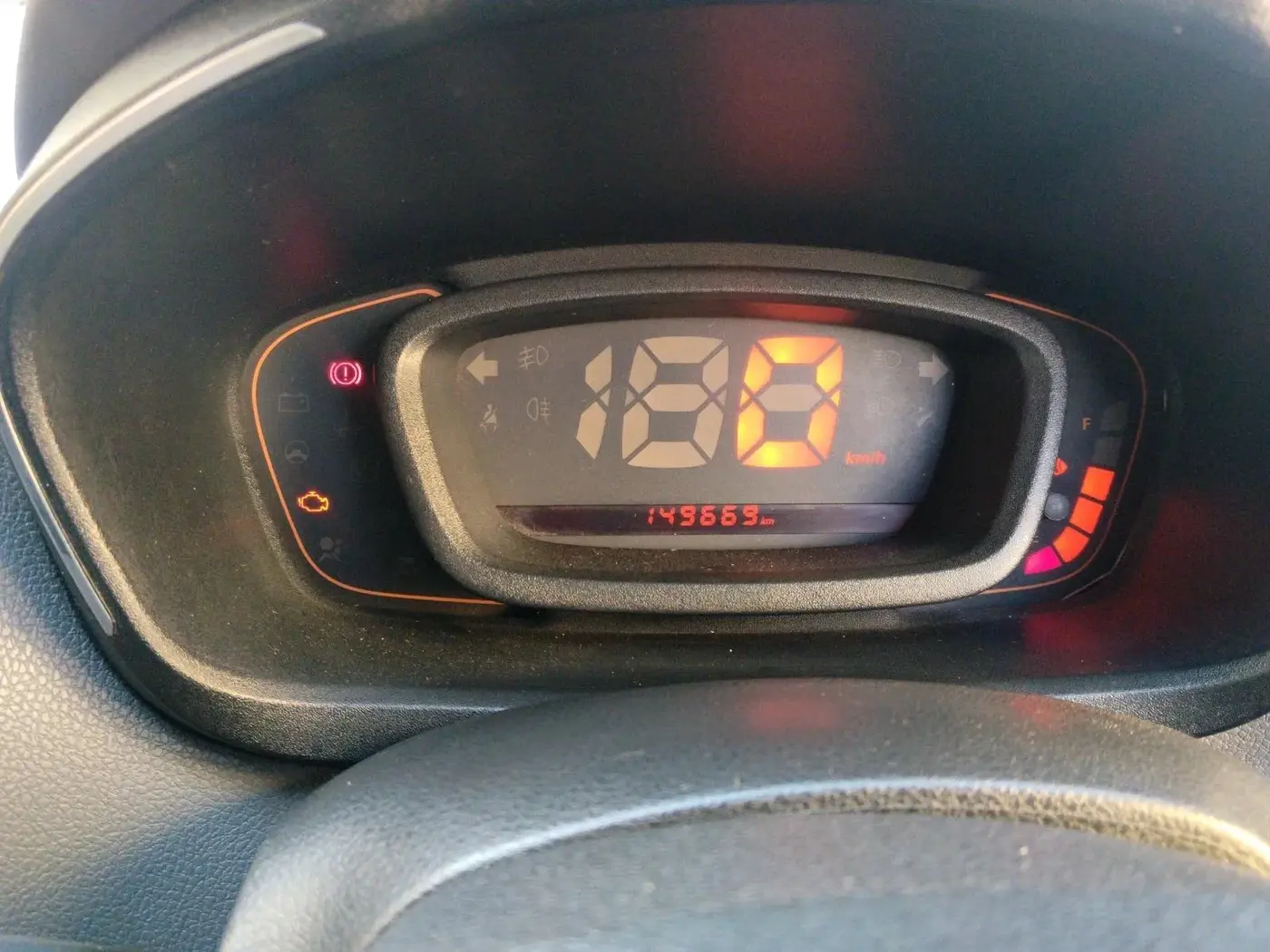 2018 Renault Kwid RXT 1.0, Petrol, Manual, 1,49,669 km, interior