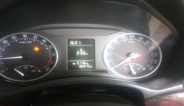 2010 Skoda Laura ELEGANCE 2.0 TDI CR MT, Diesel, Manual, 96,070 km, interior