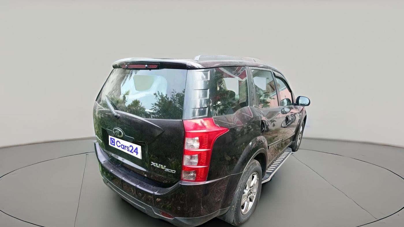 2011 Mahindra XUV500 W8, Diesel, Manual, 1,45,576 km, exterior