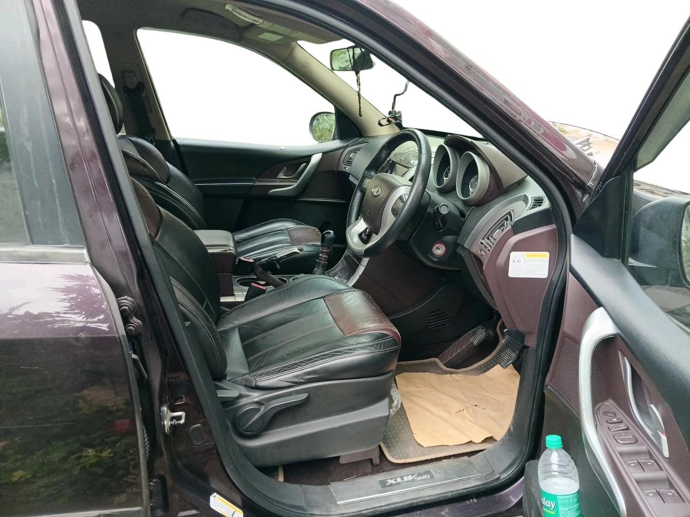 2011 Mahindra XUV500 W8, Diesel, Manual, 1,45,576 km, interior
