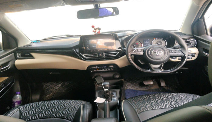 2025 Toyota Glanza V AMT, Petrol, Automatic, 9,026 km, interior