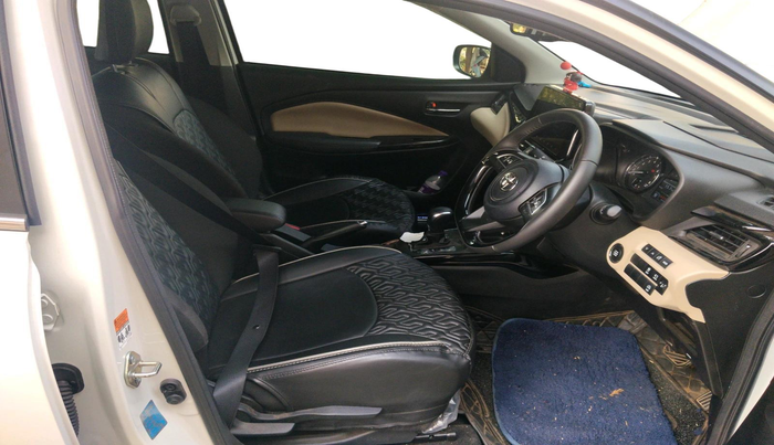 2025 Toyota Glanza V AMT, Petrol, Automatic, 9,026 km, interior