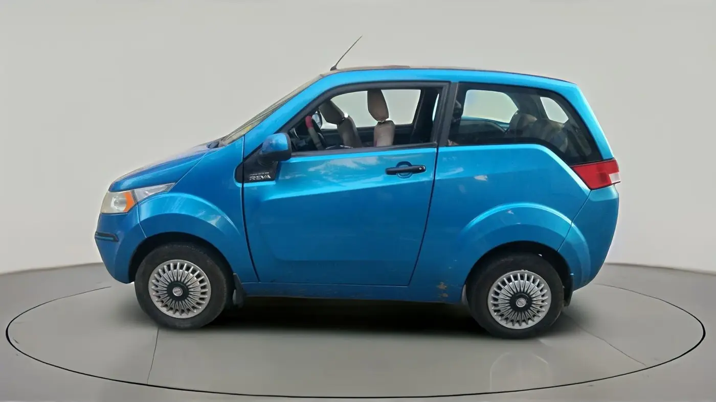 2015 Mahindra E2O T2, Electric, Automatic, 44,400 km, exterior