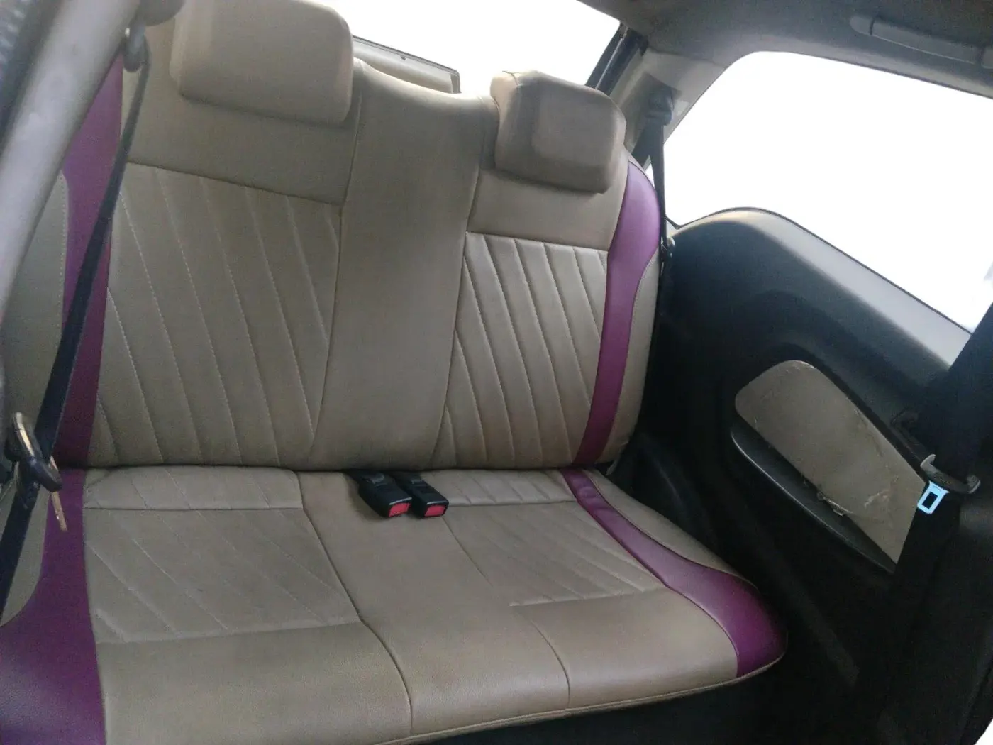 2015 Mahindra E2O T2, Electric, Automatic, 44,400 km, interior