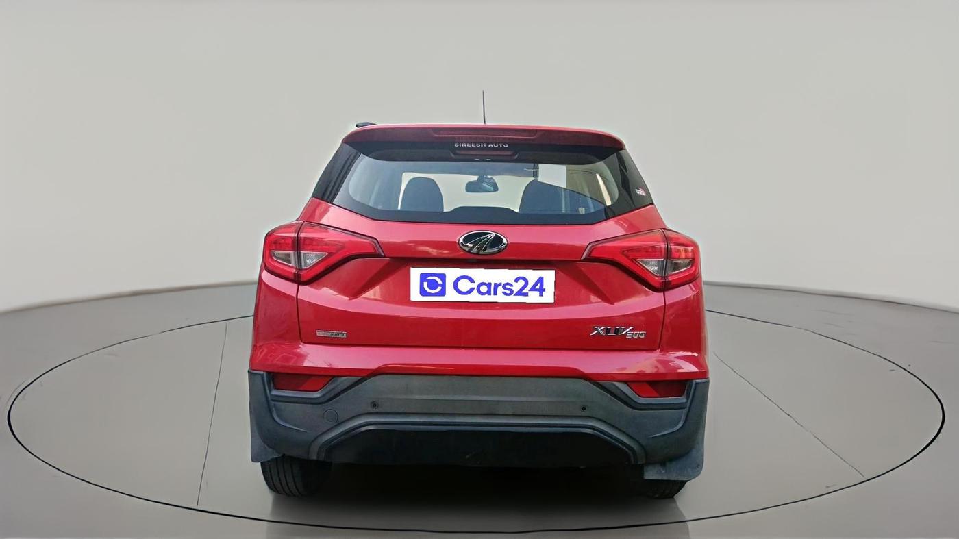 2022 Mahindra XUV300 W6 1.2 PETROL AMT, Petrol, Automatic, 62,980 km, exterior