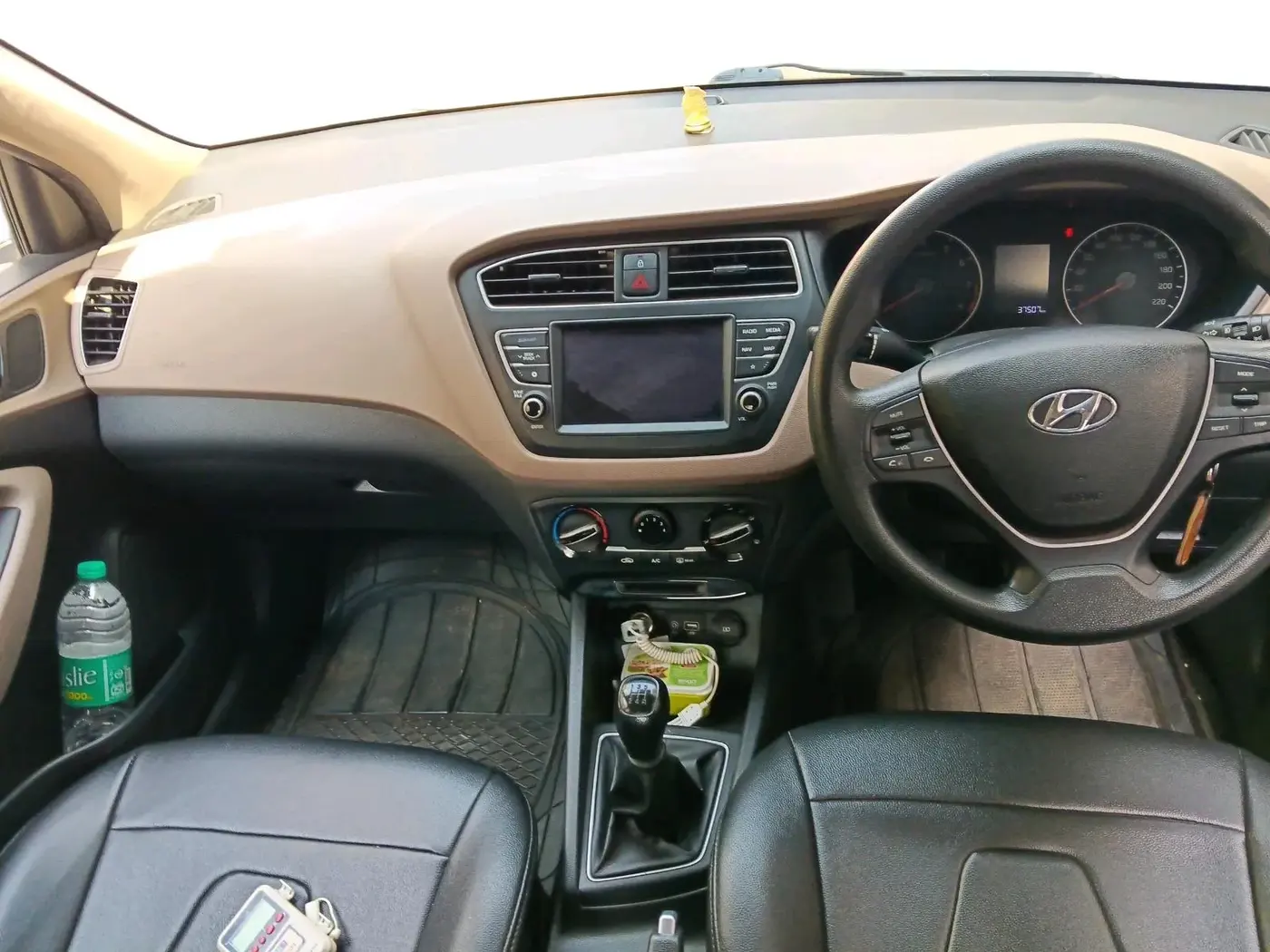 2019 Hyundai Elite i20 SPORTZ PLUS 1.2, Petrol, Manual, 37,507 km, interior
