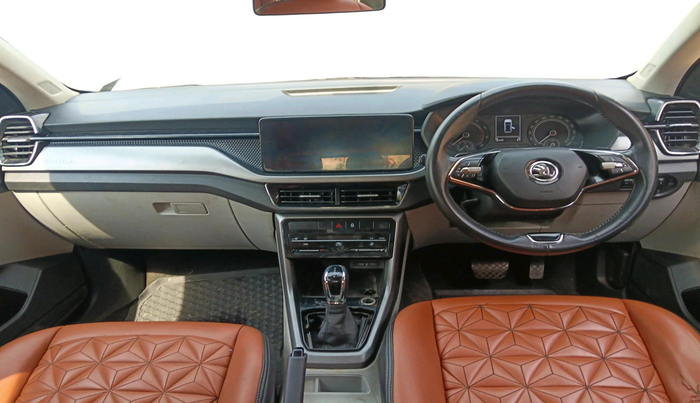 2021 Skoda KUSHAQ AMBITION 1.0L TSI AT, Petrol, Automatic, 58,120 km, interior