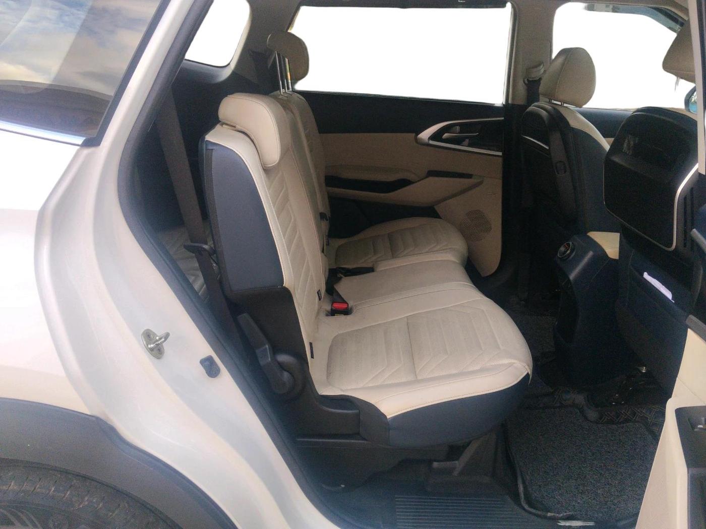 2022 KIA CARENS LUXURY PLUS 1.5 DIESEL AT 7 STR, Diesel, Automatic, 56,199 km, interior