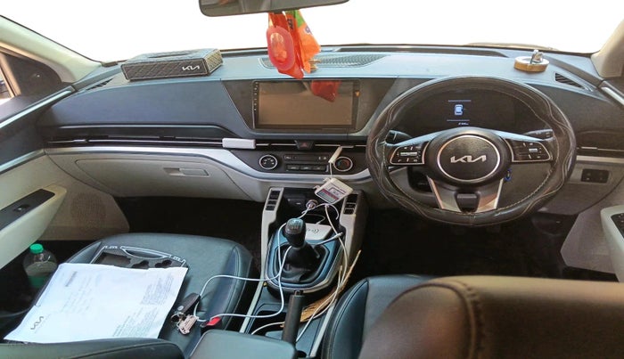 2023 KIA CARENS PREMIUM 1.5 PETROL 7 STR, Petrol, Manual, 21,549 km, interior