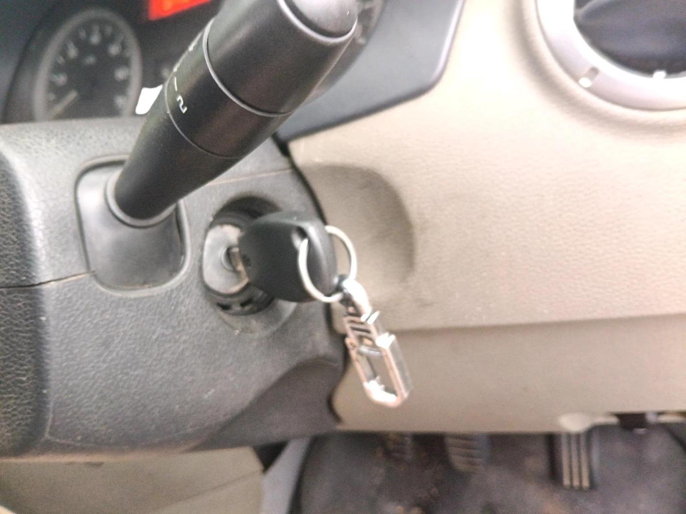 2012 Mahindra Verito 1.5 D4 BS III, Diesel, Manual, 2,15,497 km, interior