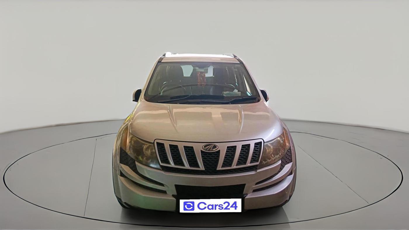 2014 Mahindra XUV500 W8, Diesel, Manual, 90,558 km, exterior